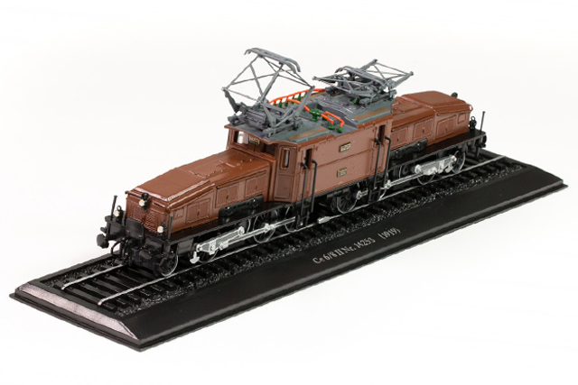 Kuva DeAgostini ModelSpace diecast model electric train, osana blogia malli junan asteikot ja koot.